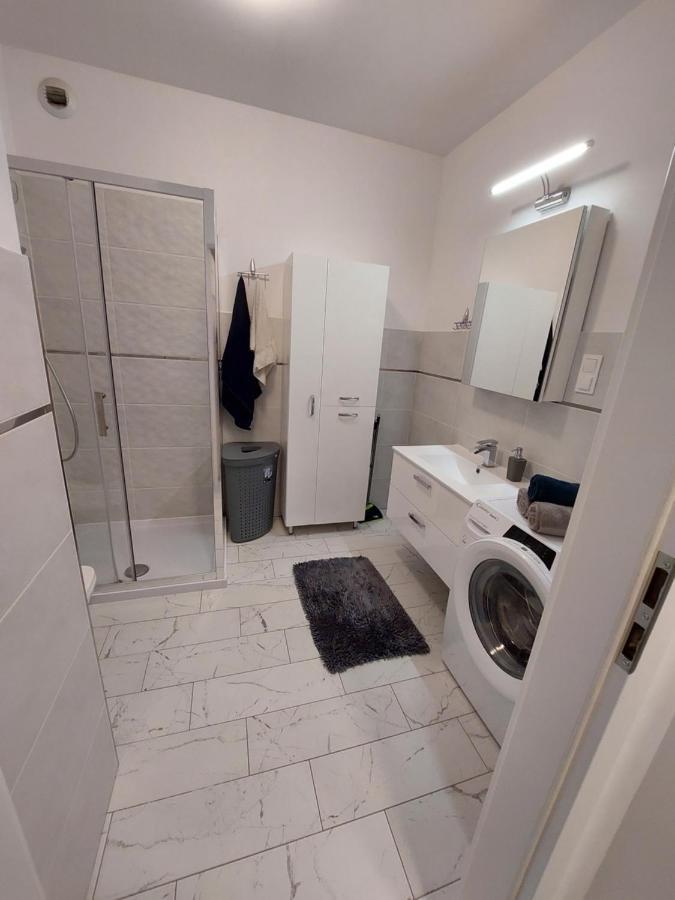 ז'שוב Apartament Podpromie מראה חיצוני תמונה
